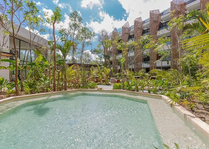 Jade Hotel 5*
