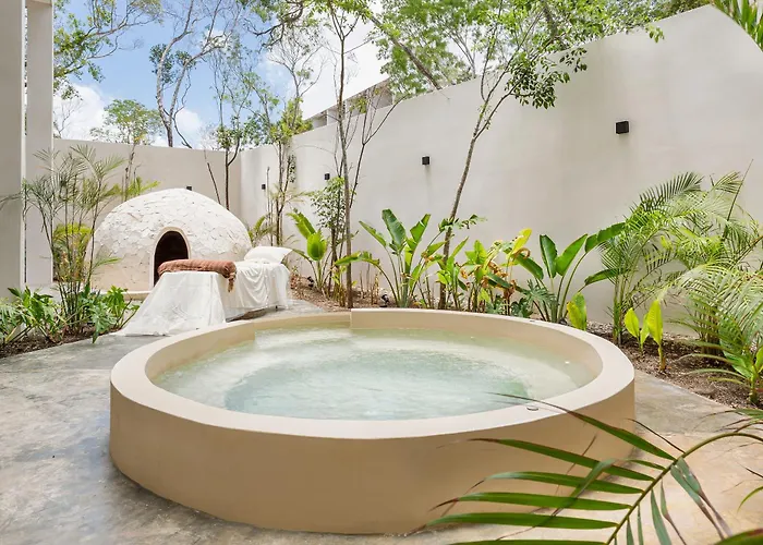 Hotel Jade